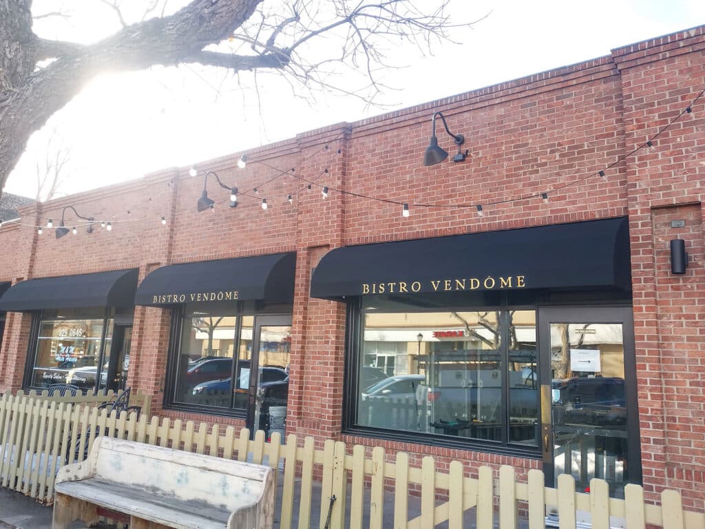 Commercial Window Awnings 32